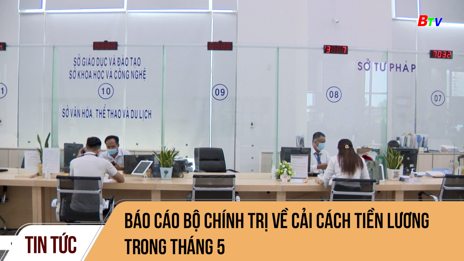 Báo cáo Bộ Chính trị về cải cách tiền lương trong tháng 5